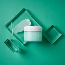 Vysoce hydratační a zklidňující krém s CICA exozomy a antiage efektem - 3